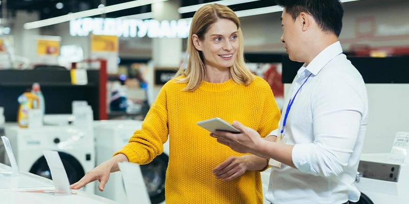 استراتژی‌های ارتباطی در متقاعدسازی مشتریان
